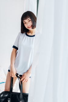 靠逼片